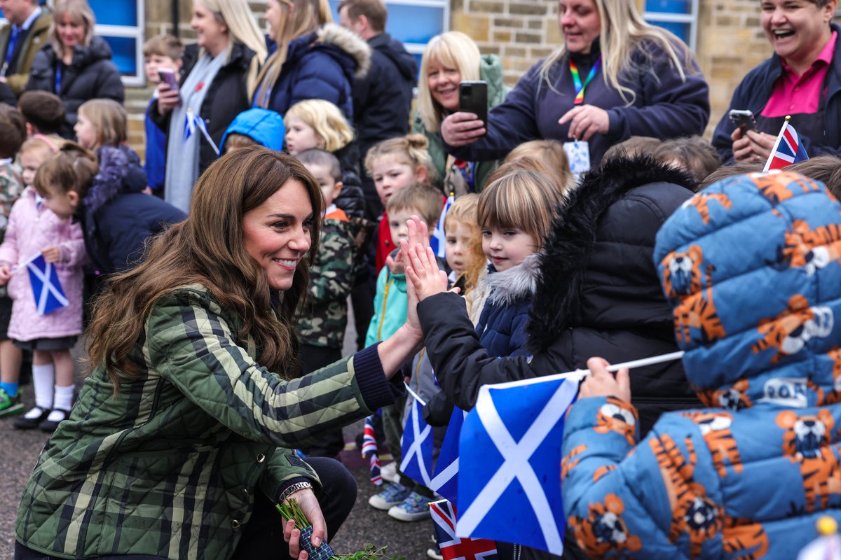 KensingtonRoyal's tweet photo. An insightful afternoon learning how organisations in Moray are supporting the wellbeing of its young people 🏴󠁧󠁢󠁳󠁣󠁴󠁿

Both @OutfitMoray and @SAYFC highlight the importance of bringing rural communities together. Whether it's connecting young farmers or providing outdoor opportunities, it's great to see how building strong support networks is a priority across the region🔗
