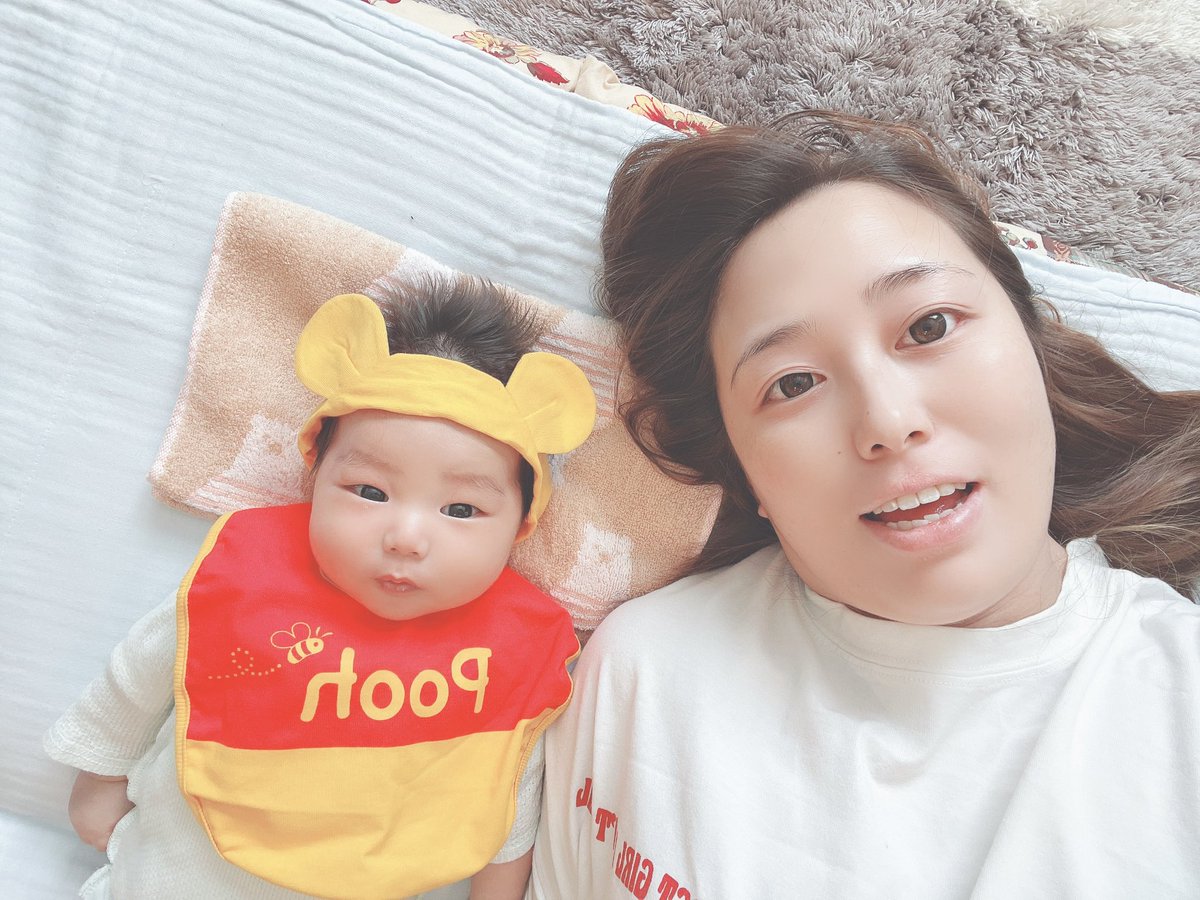 Ne130f's tweet photo. だいたいいつも起きそうな時間に目が覚めて、りっちゃん起きるの待ちしてるけど全然起きない😇もー5時間ぐらい寝てるよ🥺この写真お気に入り💕 https://t.co/09hSygD4pg