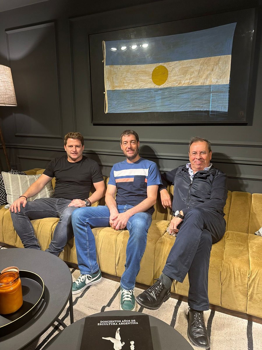 Con @pirri_martinez coincidimos en que Santa Cruz y Puerto Deseado tienen gran potencial en materia de turismo y vamos a trabajar juntos acompañando al gobernador <a href="/claudiovidal/">Claudio F. Vidal</a> para seguir desarrollando esta industria