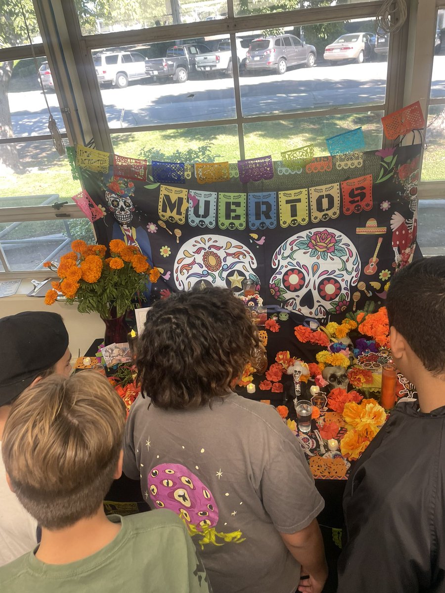 Michelle Ryan tweet media