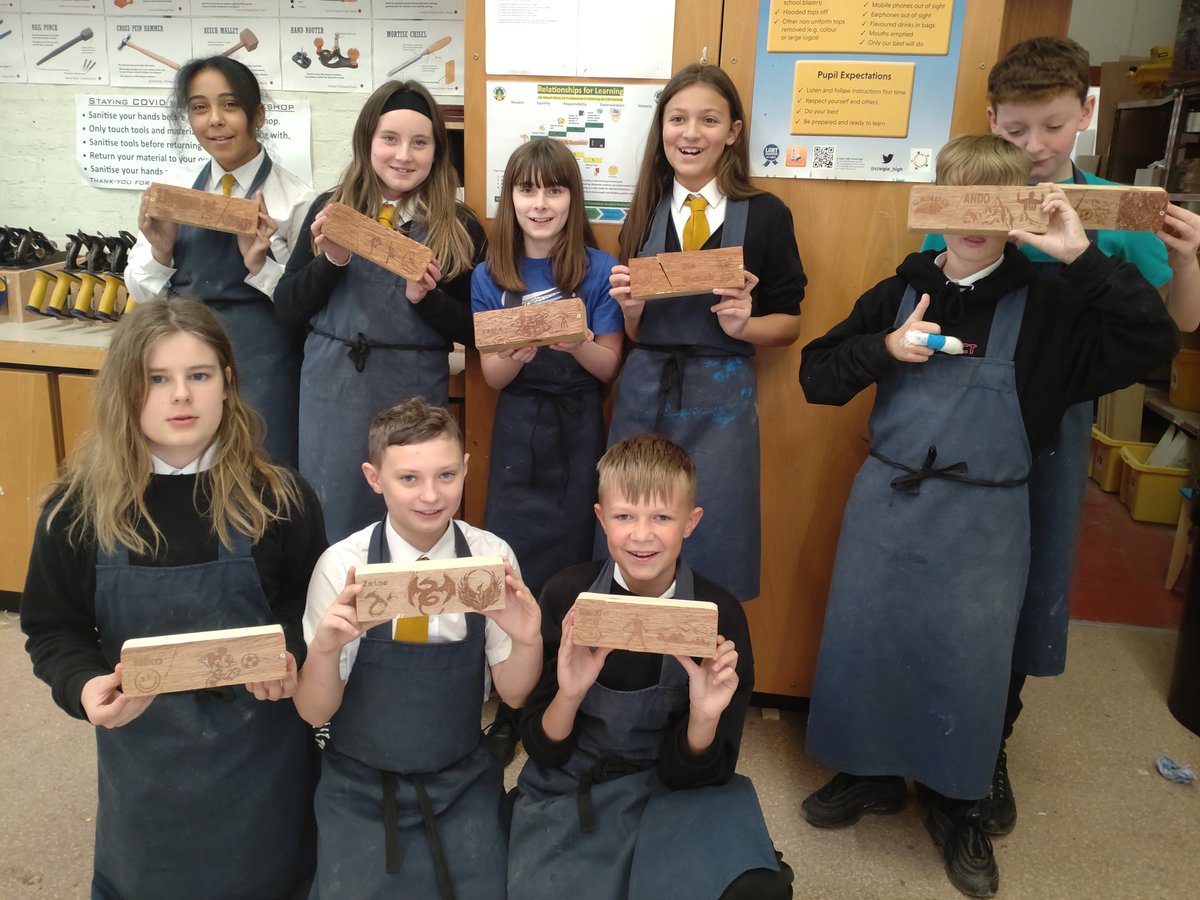 CHS_DandT's tweet photo. Pupils in 1Z very happy to take home their first completed woodwork project. Well done guys, great work! 👍 https://t.co/mW0ZV27nTk