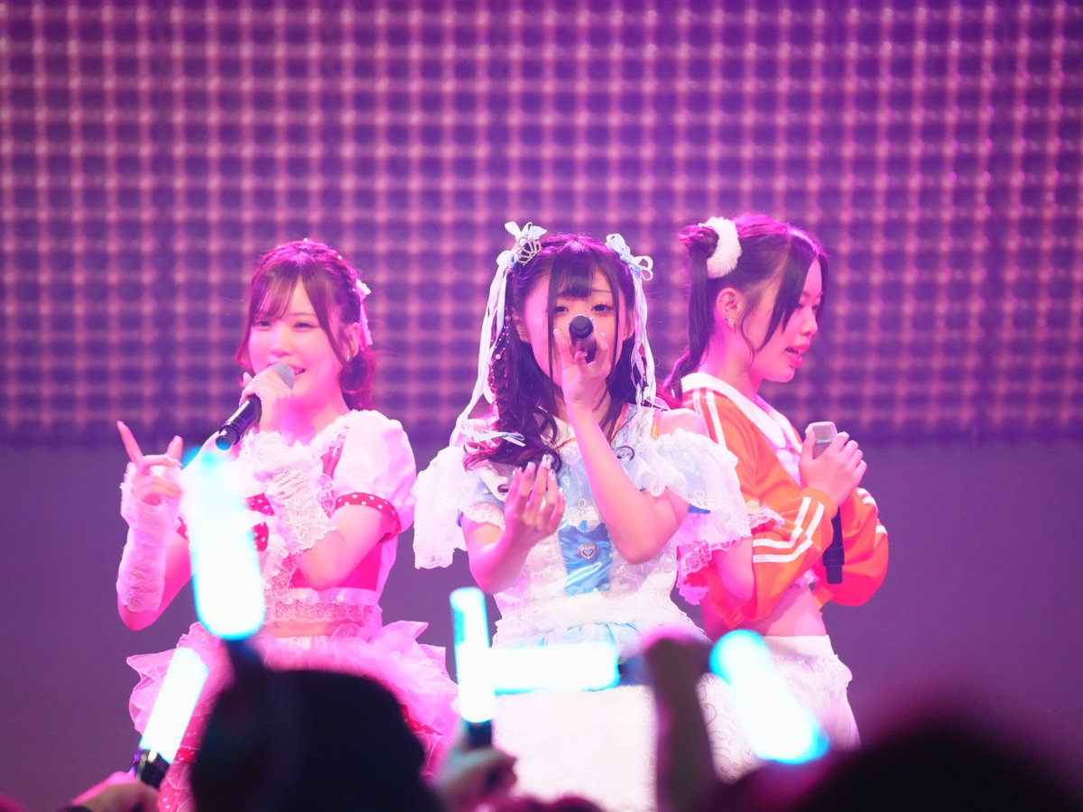 TIMEZI's tweet image. 実はポプキャンのワンマンは初めてだったりした。
めちゃくちゃ盛り上がったのは言うまでもなく『Keep the Faith』の時はちょっと泣きそうになってシャッターが止まったのは自分自身の再発見だった。

#POPCANDY