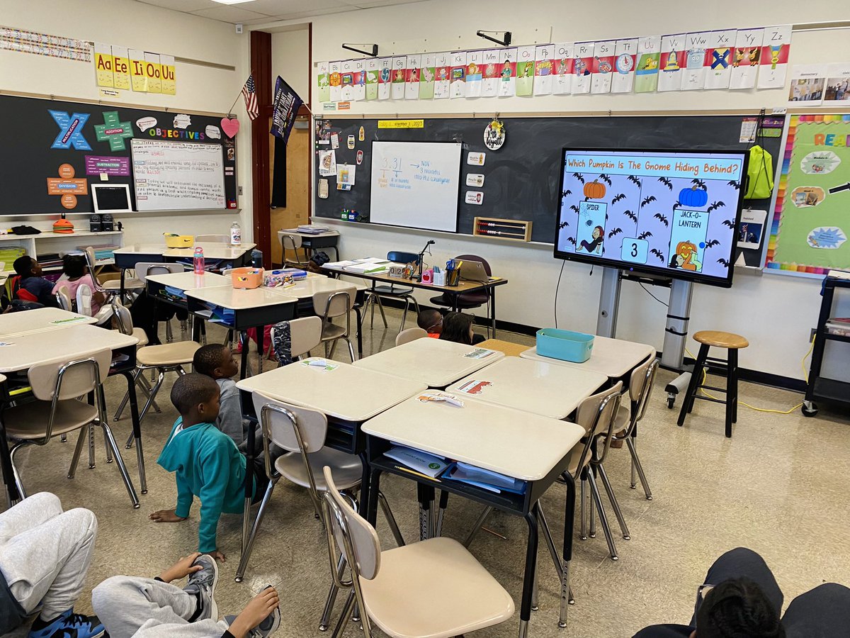 StarLab has taken over the gym so instead, we’re finding the gnome with Mr. Mac🎃🎃🎃😈😈🤪🤪