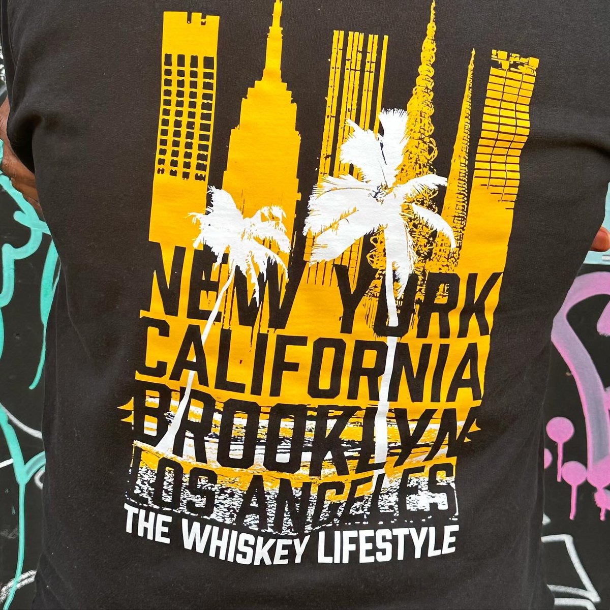 We live outside the lines, distilled from adventure and made of risk takers. From the streets of Brooklyn, the whiskey trails of Kentucky and the waves of the North Shore… We are The Whiskey Lifestyle. 🥃

On Sale: store.thewhiskeylifestyle.com/collections/sw…

#thewhiskeylifestyle #liveenormous