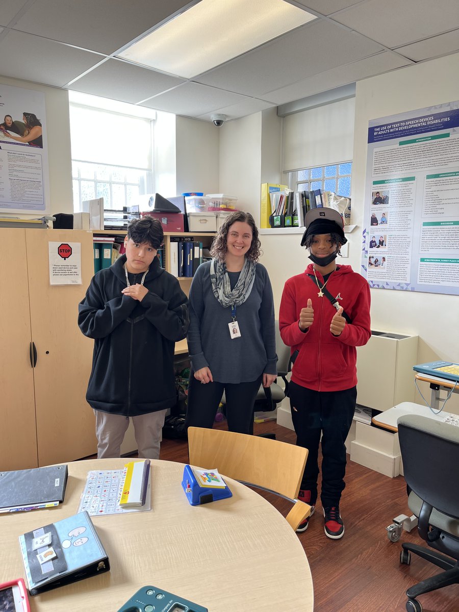 We had a great time participating in Take Our #KidsToWork Day yesterday! Students had the exciting opportunity to participate in engaging discussions & hands-on activities and gain valuable insights into different roles at Surrey Place. #TOKW2023 @StdntsCmmssn