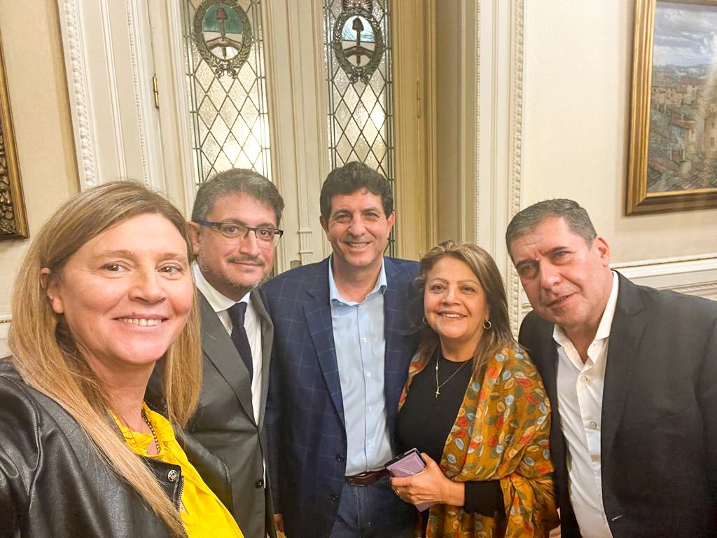 jfrejal's tweet photo. Acompañando la #AsambleaLegislativa en @DiputadosAR junto a @GabyPedrali, @rickiherrera @bebasoria y @SergioGCasas Diputada y Diputado nacional reelectos por La Rioja. https://t.co/ILI1yx2GGI