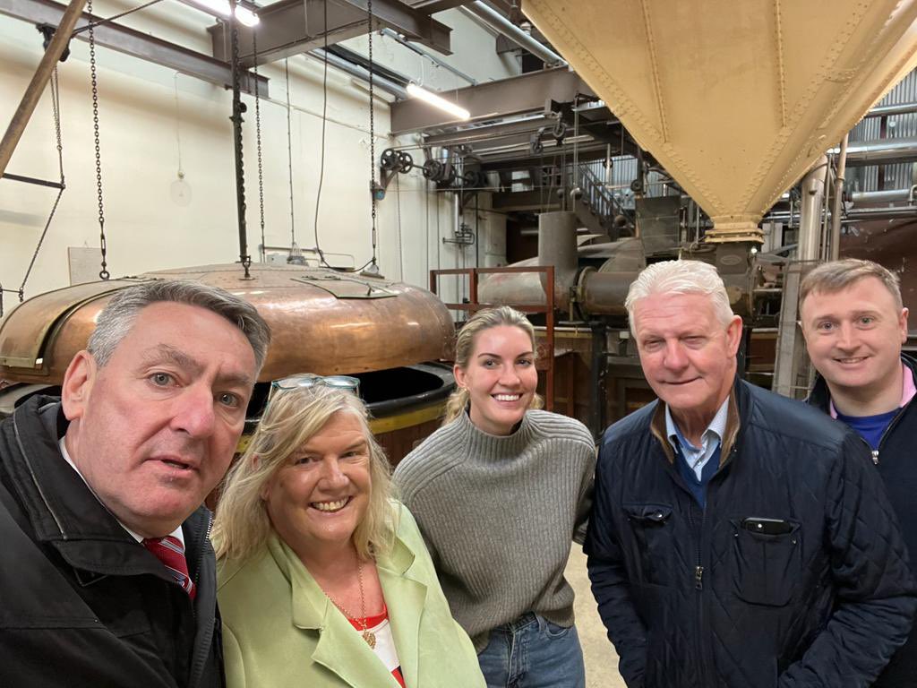 Delighted to visit <a href="/WaterfordWhisky/">Waterford Distillery</a> today with Cllrs <a href="/EJQuinlan/">Cllr. Eamon Quinlan</a>, Stephanie Keating and <a href="/cllrjohnoleary/">Cllr John O' Leary</a> to hear about their ambitious plans for the future. Great to see such a vibrant business taking off in the city.