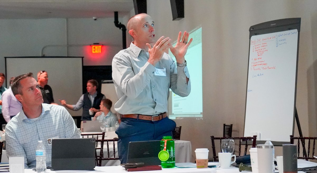 101stAASLTDIV's tweet photo. Last week, leaders from across Fort Campbell got together for the annual Eagle Rendezvous leadership summit.
The summit was an opportunity for leaders to address a range of topics from strategic planning to building stronger org. culture #airassault #screamingeagles #4fights https://t.co/Ni2IQ07IEk
