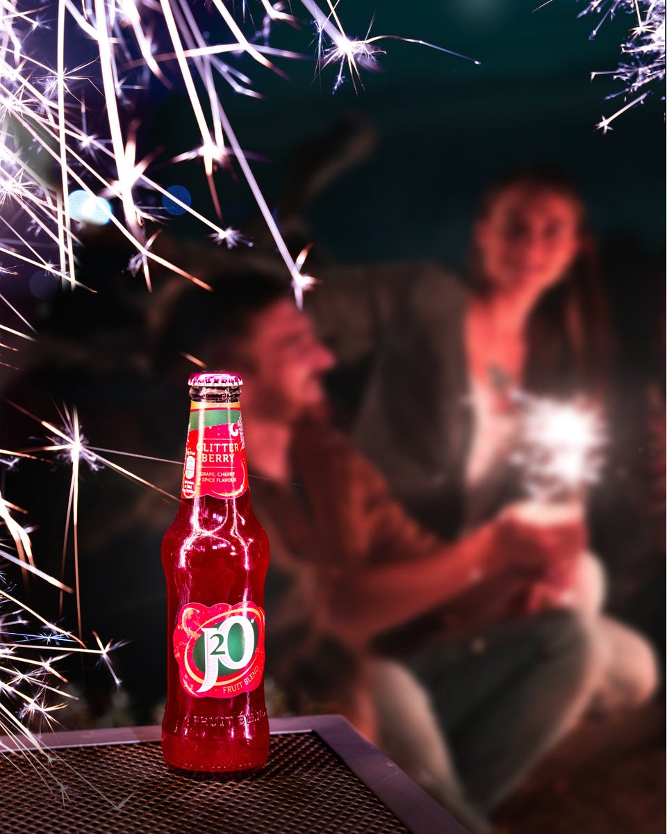 J2O's tweet image. Grab your mittens, it's sparklers season! 🎇 Get your night off to a bang with J2O Glitterberry, back and ready to sparkle ✨ Are you ready for it? 

#J2O #Fireworks #ThirstyThursday #WishYouWereHere