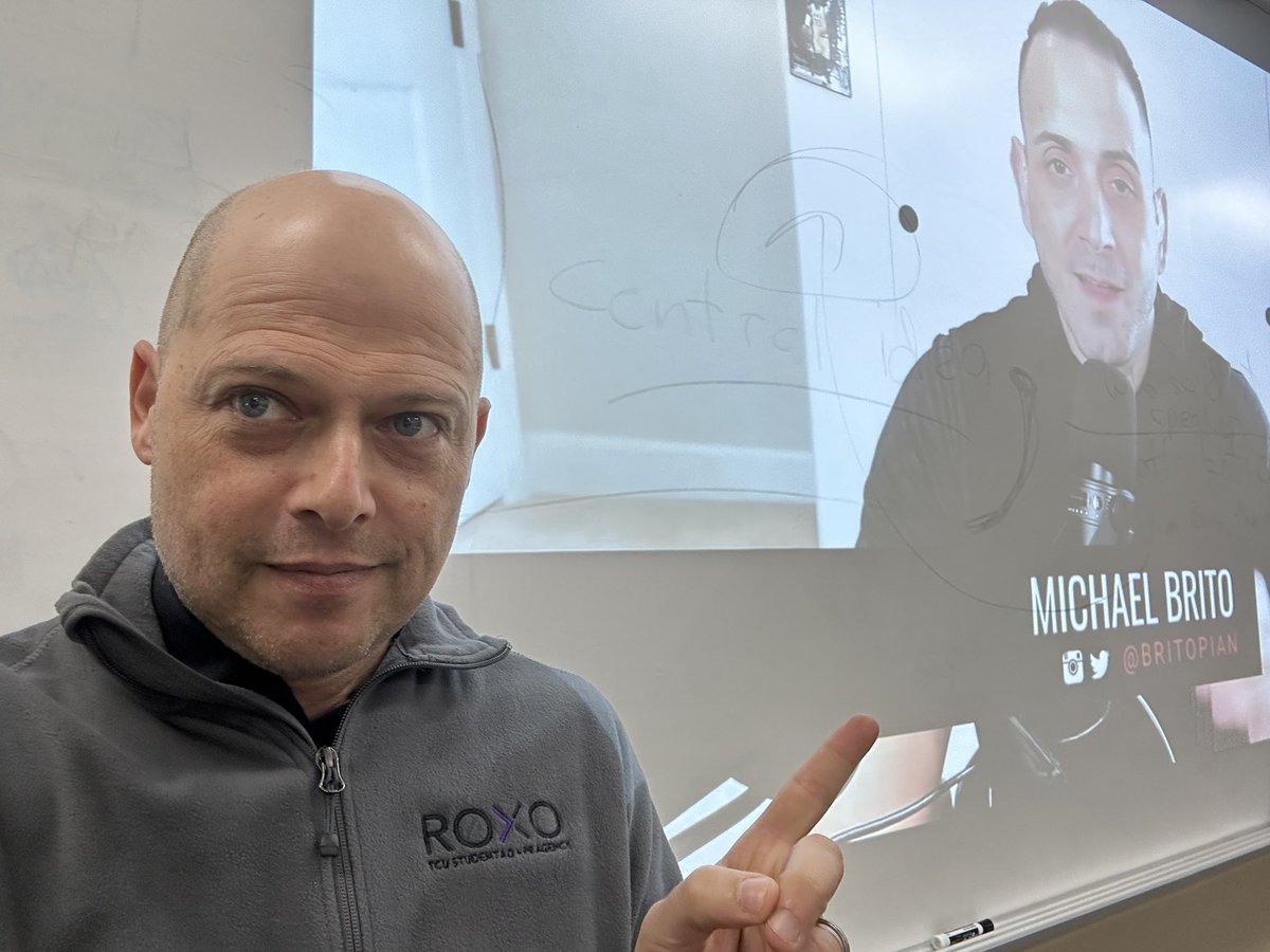 GuyGolan's tweet photo. Talking social media listening and showing a video from the great @Britopian #tcusm #sociallistening #socialmediaprof @TCU @TCUStratComm @TCUSchieffer @Brandwatch https://t.co/UTm8SAluMi