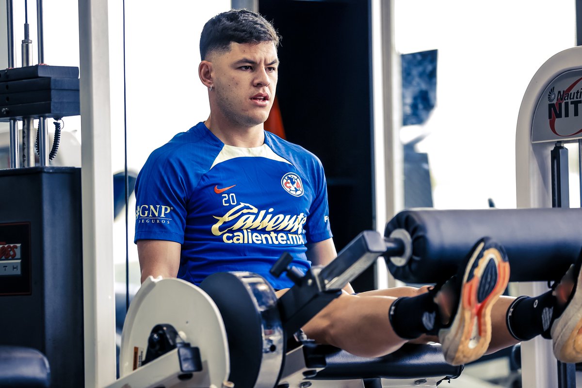 Club América tweet media