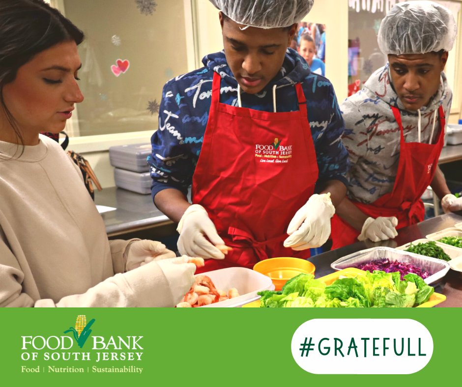 foodbankSJ's tweet photo. #ThankFULLThursday shout out to @MandT_Bank Charitable Foundation. We are #grateFULL for your support as we serve our neighbors and create healthier outcomes for #SouthJersey. 

#bettertogether #thankfulthursday #changehungersj #feedsj https://t.co/eg4TEJ7pU3