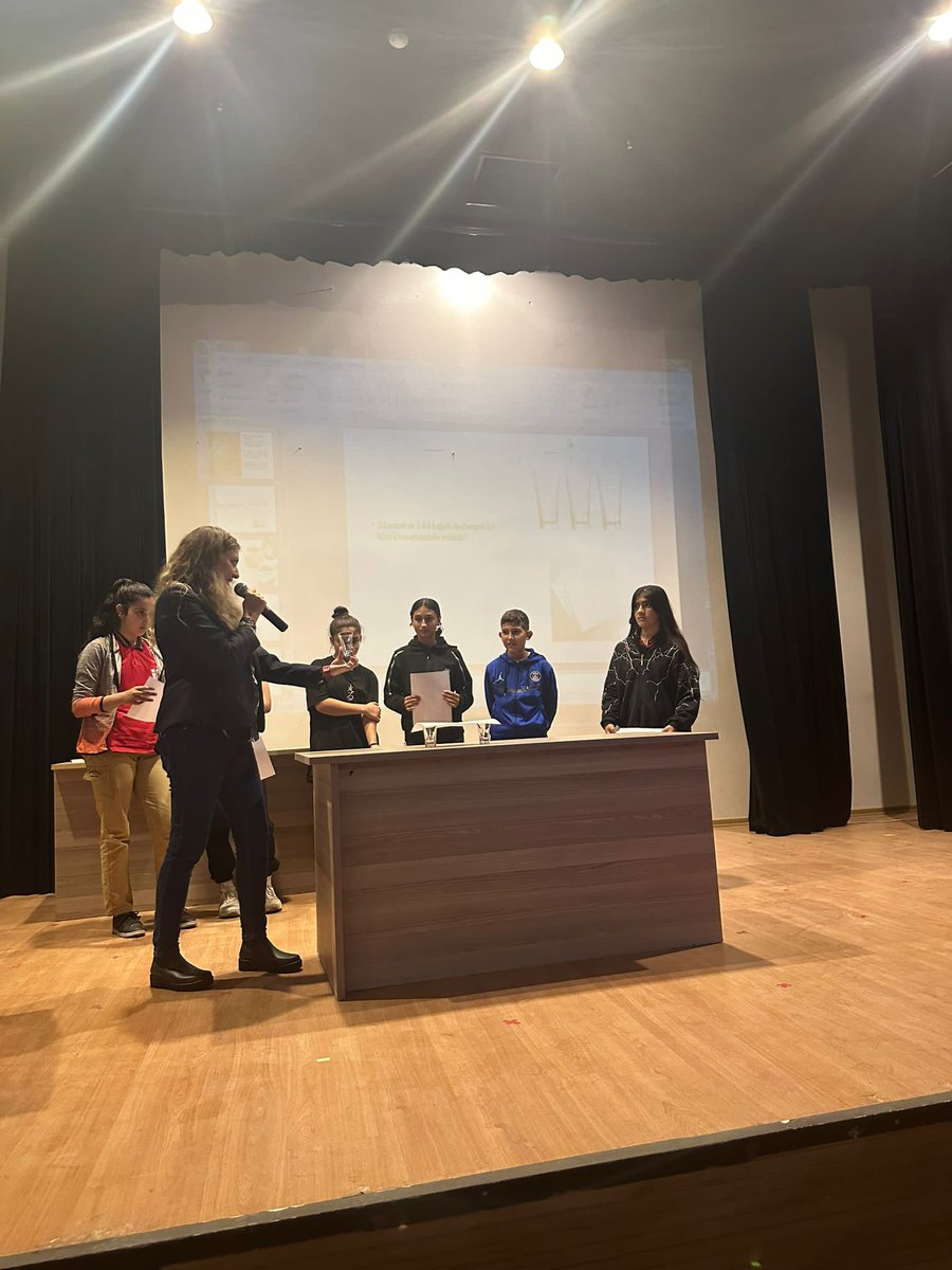 Tübitak Bilim Söyleşileri kapsamında CBÜ Öğretim Üyesi Doç.Dr Buket Özüm Bülbül okulumuzda "Dijital Çağda STEM ve Matematik Eğitimi" konulu söyleşi gerçekleştirdi.
<a href="/m_ugurelli/">Mehmet UĞURELLİ</a> 
<a href="/mehmett_olmez/">Mehmet Ölmez</a> 
<a href="/il_mem_45/">Manisa İl Millî Eğitim Müdürlüğü</a> 
<a href="/argemanisa/">AR-GE Manisa</a> 
<a href="/IlceTurgutlu/">Turgutlu İlçe Milli Eğitim Müdürlüğü</a> 
<a href="/kadirselahatink/">Kadir Selahattin KARABACAK</a> 
<a href="/semptomikgny/">güney durmaz</a>