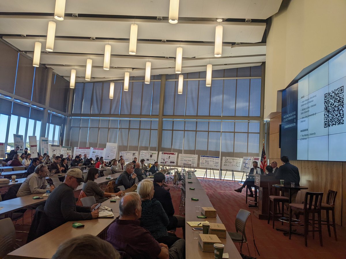 Excellent conversations today at the #Agriculture #Food #Innovation Summit hosted by <a href="/UArkansas/">University of Arkansas</a> featuring <a href="/USDA_NIFA/">NIFA</a> reps and very talented researchers