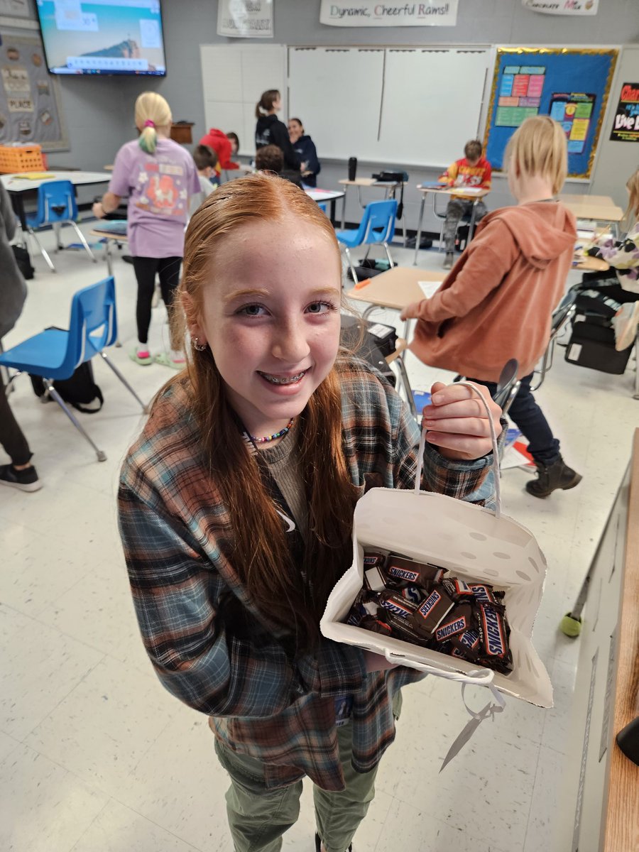 Nicole Yunker tweet media