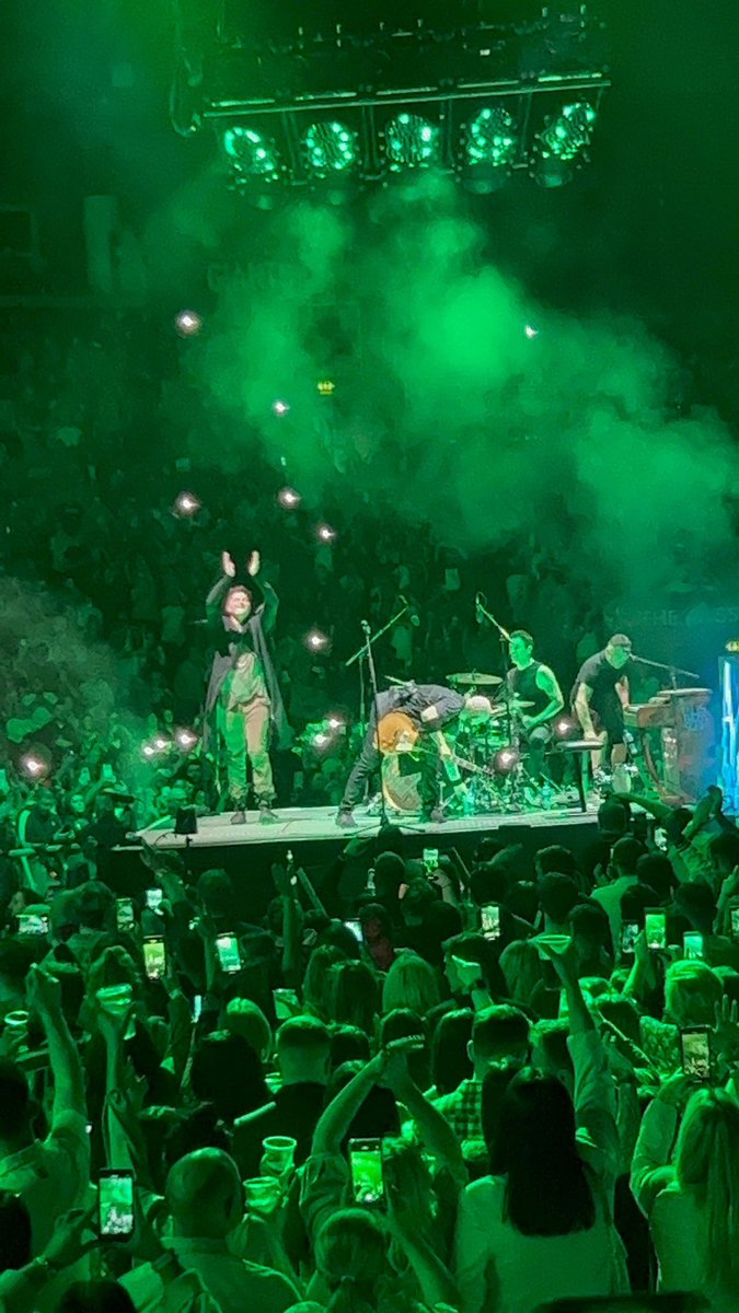 sarahgrant155's tweet photo. The Script - Belfast 2022 πΆπ #TheScript #SSEArena #Belfast #dannyodonaghue https://t.co/5yMo21FGoS