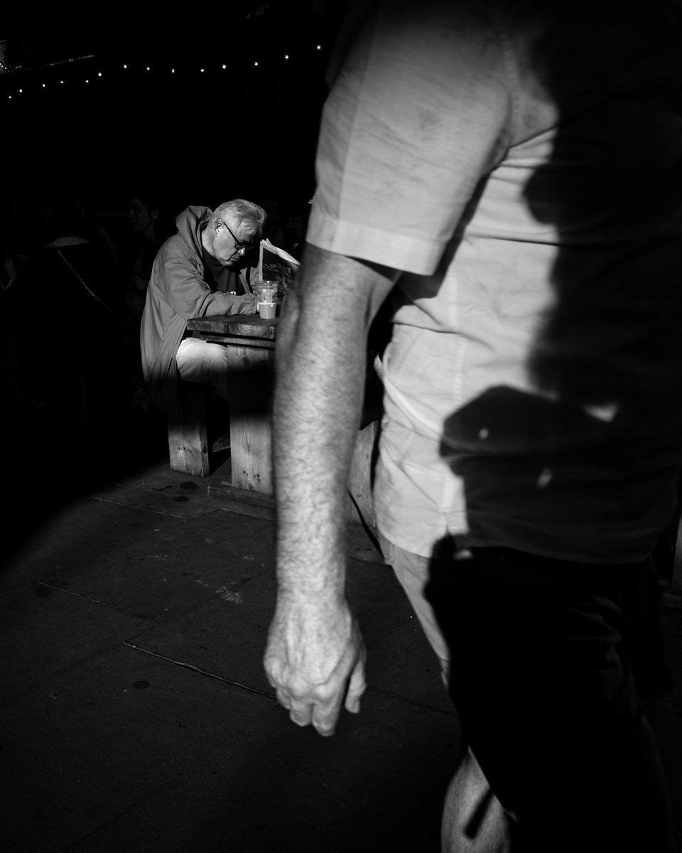 fat_is_here's tweet photo. London 2023

#london #londonstreetphotography
#streetphotography #blackandwhite #blackandwhitephotography #blackandwhitephoto #fineart #fineartstreetphotography https://t.co/xWCYEy2I2X