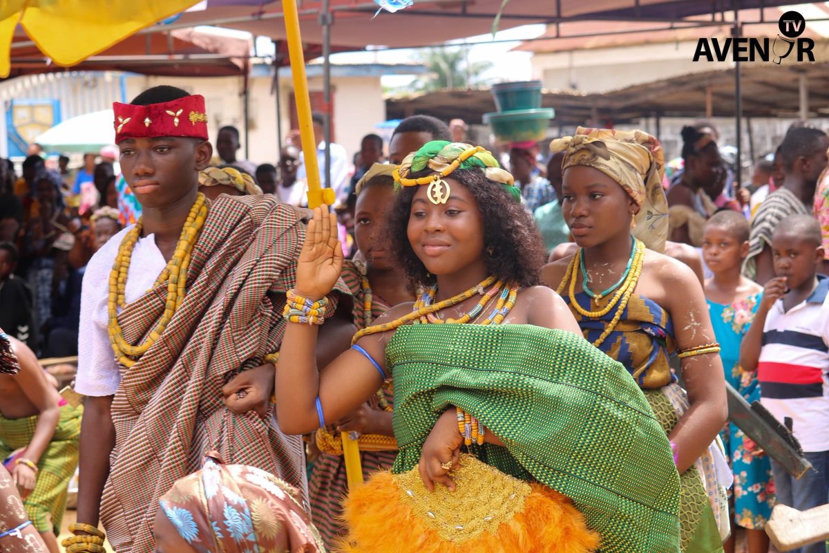 EƲE PRIDE tweet media