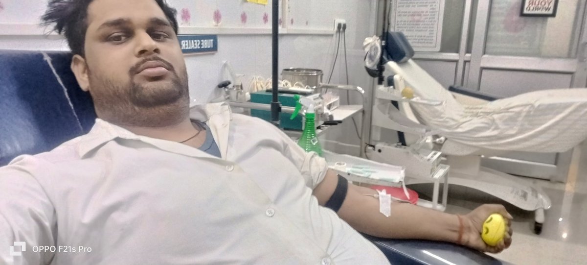 Aaj blood donation kr ke achaa lga #bestorng #BeSafe #carefull #Indian #love #Facebook #INSTAGRAM #Twitter #twittviral #TwitterOfTime