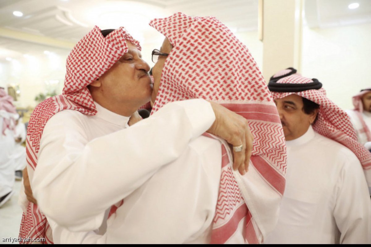 مـح ـمـد آلخ ـآلدي “آبــونآيف “🇸🇦 (@alkalday911) on Twitter photo تكتمل فرحتي وبتاكيد كل مشجعي #الاتفاق المعاصرين بحضور الرموز الاتفاقية #افتتاح_ملعب_الاتفاق
•الذهبي الاستاذ عبد العزيز الدوسري
•الذهبي الاستاذ هلال الطويرقي
•عميد المدربين السعودي خليل الزياني
هل يفعلها قائدنا الشاب <a href="/sammisehal/">سامر بن حسن المسحل</a> ويسعدنا بشوفتهم وتواجدهم مع احباءهم تكتمل فرحتي وبتاكيد كل مشجعي #الاتفاق المعاصرين بحضور الرموز الاتفاقية #افتتاح_ملعب_الاتفاق
•الذهبي الاستاذ عبد العزيز الدوسري
•الذهبي الاستاذ هلال الطويرقي
•عميد المدربين السعودي خليل الزياني
هل يفعلها قائدنا الشاب <a href="/sammisehal/">سامر بن حسن المسحل</a> ويسعدنا بشوفتهم وتواجدهم مع احباءهم