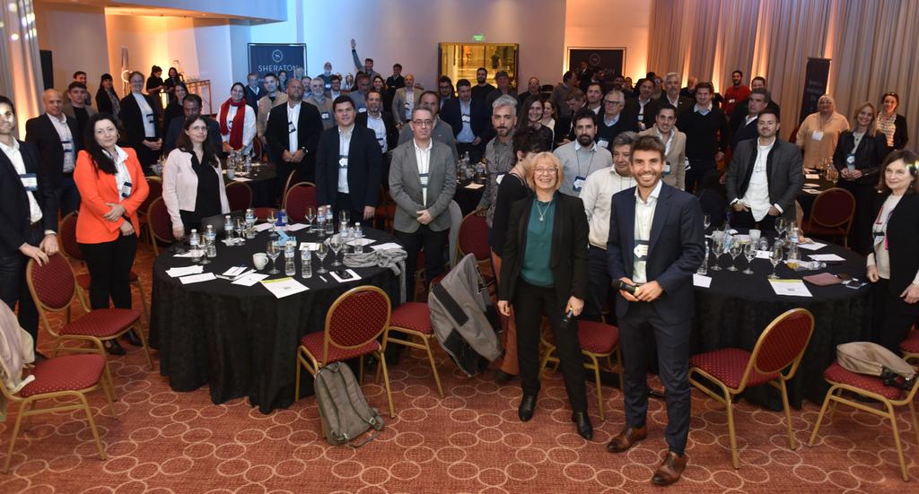 idea_arg's tweet photo. ¡Gracias por participar de #CharlasAbiertasPyme 2023 de IDEA! 
Compartimos una gran jornada en torno a los temas claves del sector, a fin de construir una agenda de trabajo e incidencia de cara a 2024.

Les agradecemos a quienes asistieron, por hacer posible este evento ¡Hasta la próxima edición! 

#CharlasAbiertasPyme #pymes #idea #ideaarg