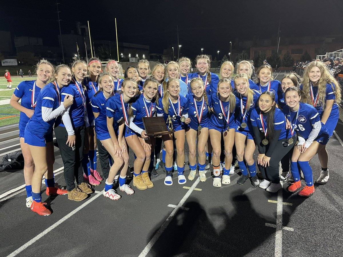 ETNreisenweber's tweet image. D-10 champs!