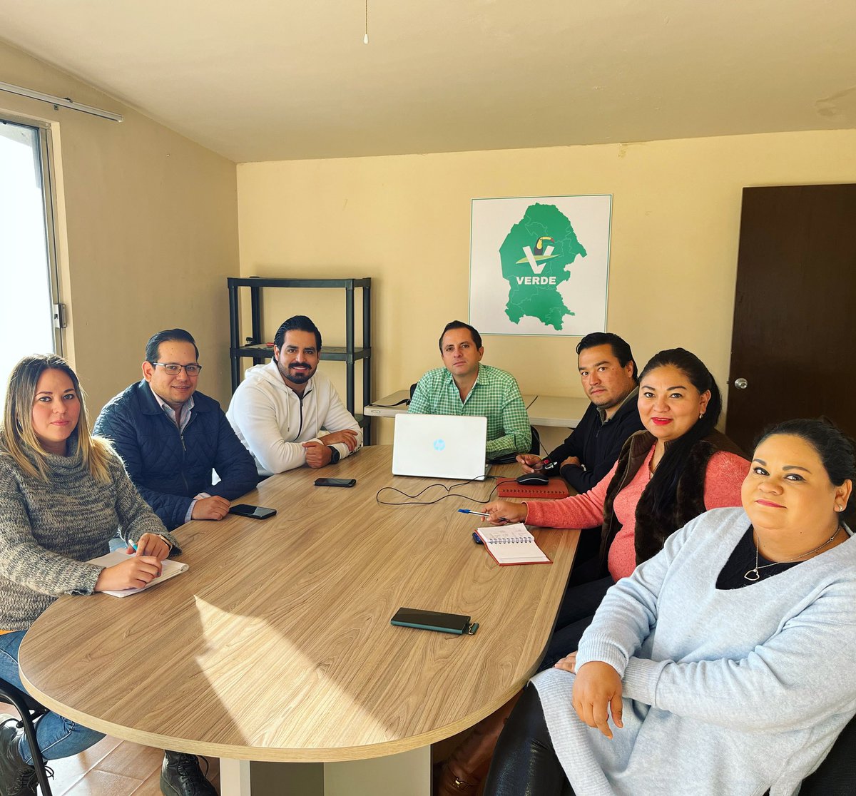 coahuila_verde's tweet photo. Nuestro secretario de Acción Electoral @JOSEREFUGIOSR  se reunió con integrantes de nuestro equipo en la región Sureste #Saltillo #RamosArizpe seguimos avanzando en cumplimiento de metas rumbo al #2024  @partidoverdemex https://t.co/sYPftv8bQF