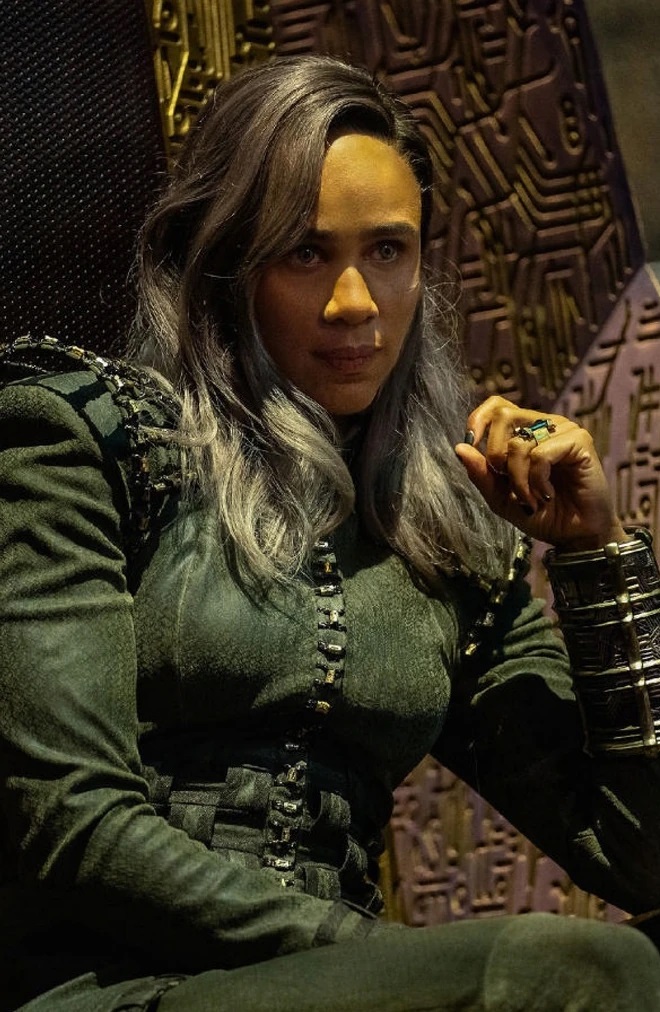 GabbodelaParra's tweet image. If Majors loses his case, they gonna recast him with a female Kang; thus, they&apos;d say Dar Benn is actually a Kang variant. She just didn&apos;t remember or some other shite.
#SaveThisPost #Future #justsaying #ChangeMyMind