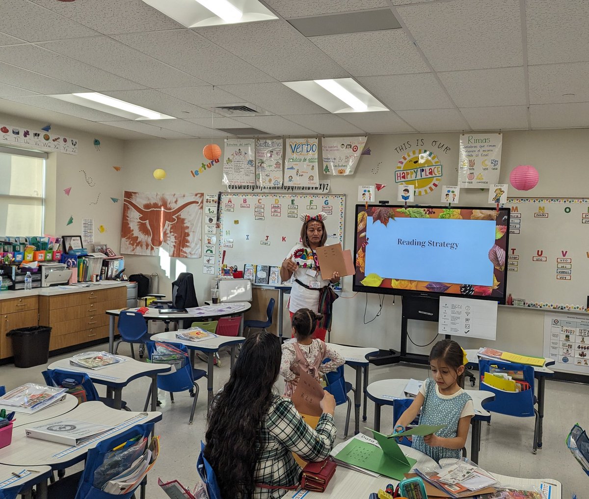 Parents learning about their children's goals and grade level academic requirements during our Data Academic Night Social D.A.N.S 🤠