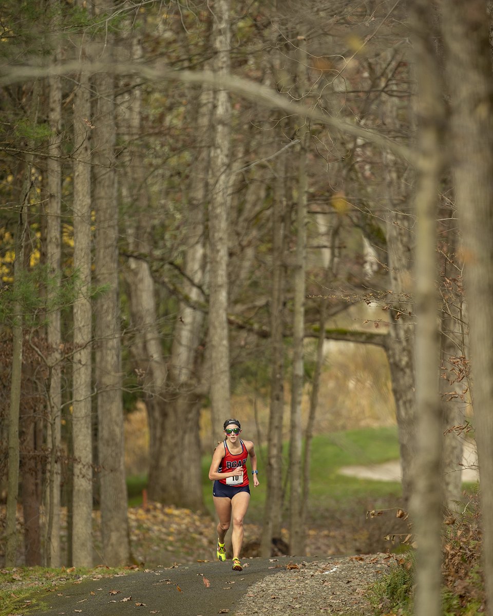 BGAH superstar Ethne Degan takes the individual title in the Section IV Class C race - leading her team to the title.
For more photos head to:
deckeradvertising.smugmug.com/Sports/High-Sc…