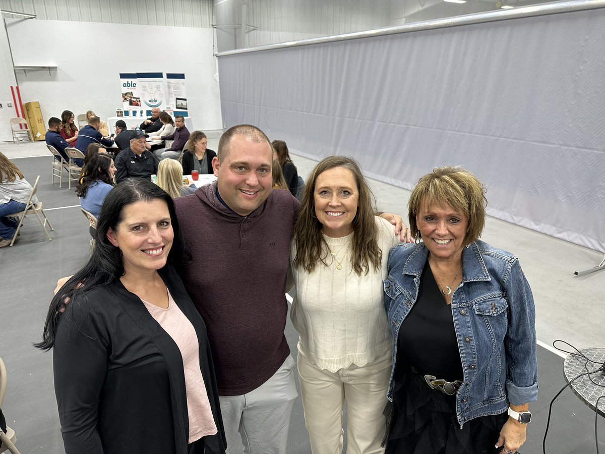 Tracy Nelson tweet media