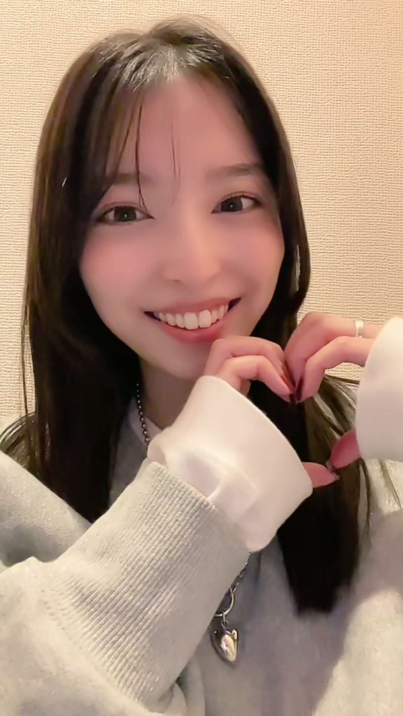 sait_yama1963's tweet photo. @yu_igarashi_mi 
朝配信ﾃｸﾄｸLIVE❣️ﾌｫﾛﾜｰ1600人達成😌👏💐

＃MONAmodel
＃五十嵐優美
＃TikTokLIVE https://t.co/ROJ0rSAC1s