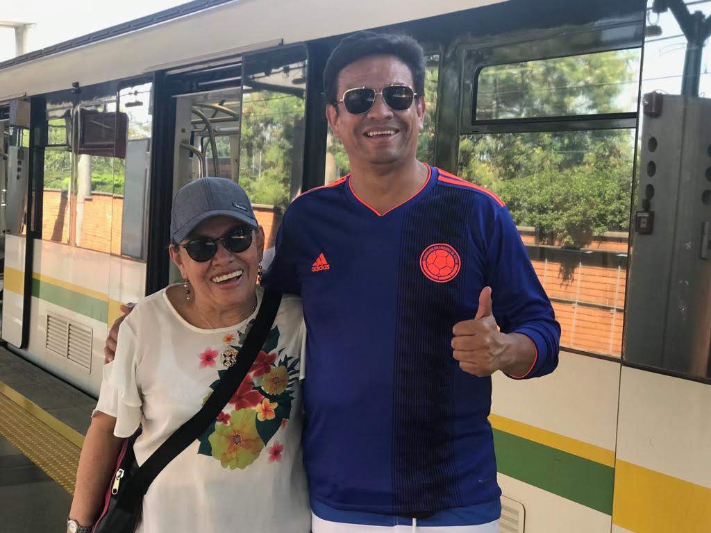 poderlatino2023's tweet photo. @petrogustavo agradecemos la solicitud oficial de su gobierno a Biden en el 2022 para un#DED4Colombia. La paz para la diáspora está en la garantía de sus derechos. ¡Continúe luchando por la colombianidad indocumentada que lo eligió #DED4Colombia AHORA! https://t.co/pRfRjazrKq