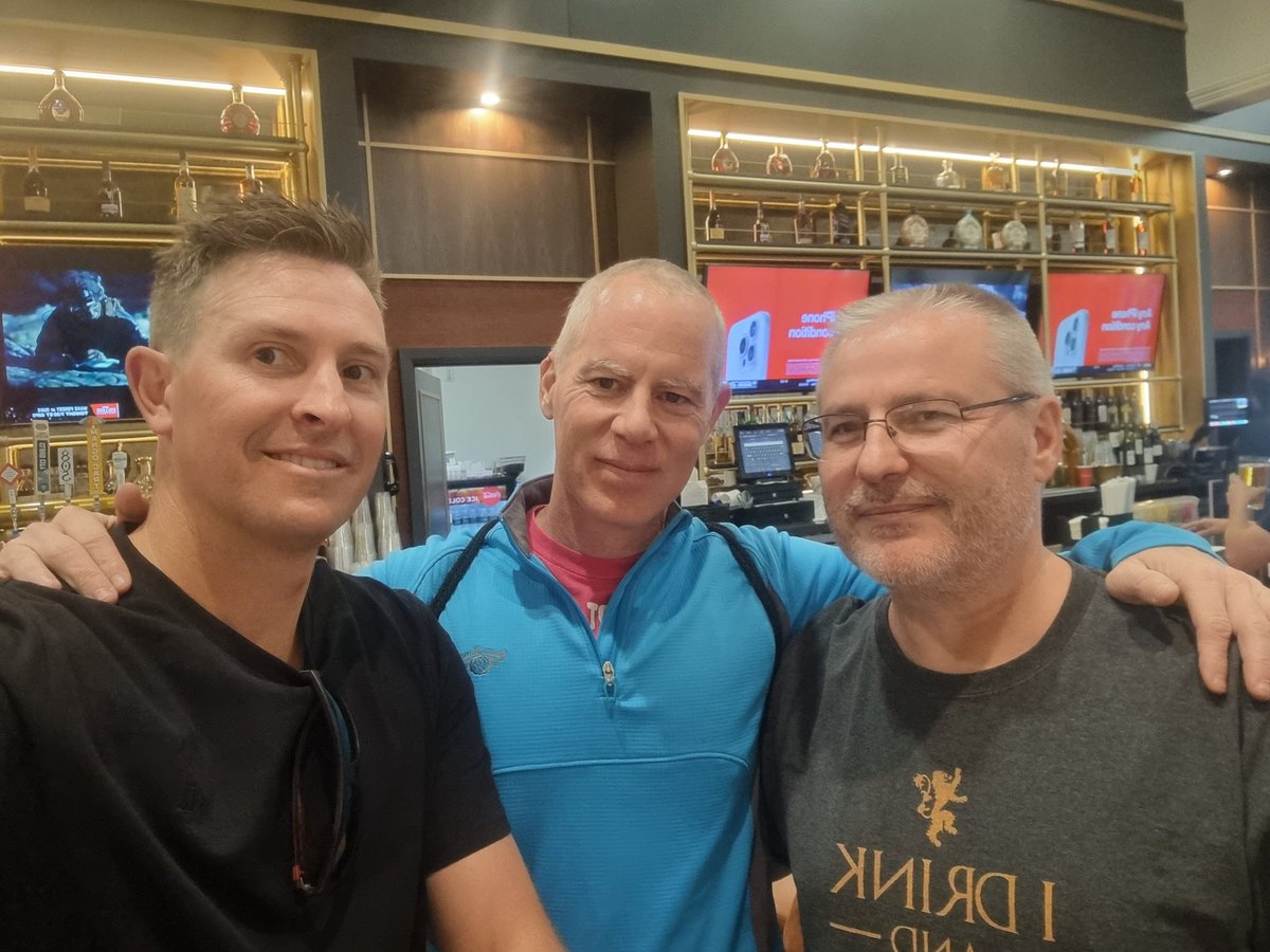 chopperreed12's tweet image. 3 of the 5 @gameofsilks owners of #muth have arrived in #LA for the #BreedersCup let&apos;s go