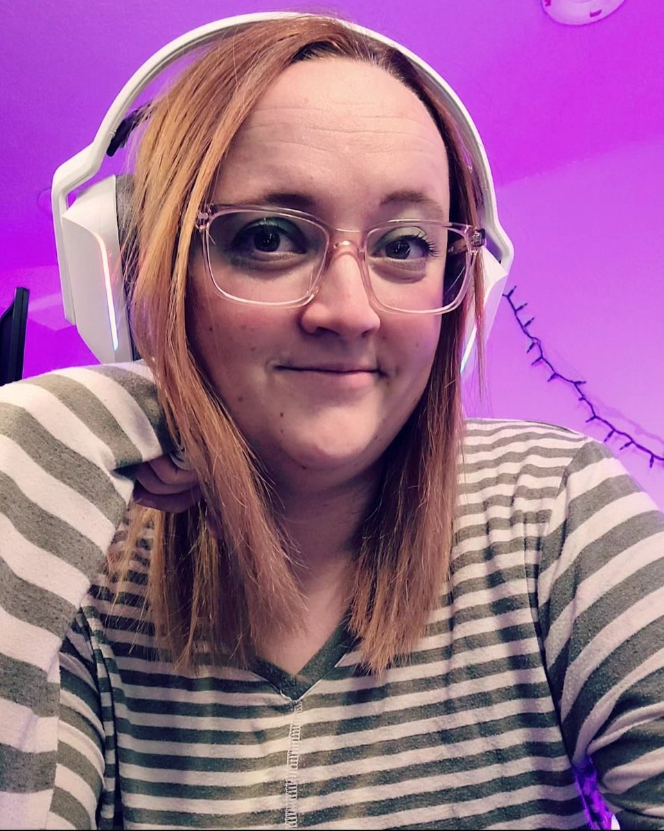 cinnaminnt_'s tweet photo. Id be the Elden lord already if I had a gun lol 

🟣Live now on Twitch playing Elden Ring!🟣 https://t.co/yTx5QZabp2