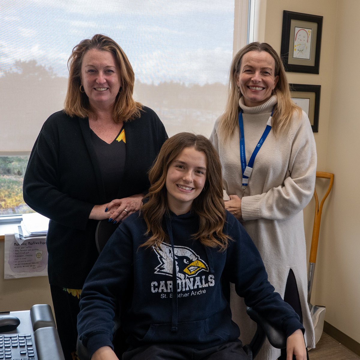 StrongSuzette's tweet image. So great to have Brooke from Brother Andre participate in @OakValleyHealth Take Our Kids to Work Day. Happy she had time to spend with me afterwards! #learningpartnership #nextgenleaders