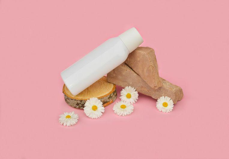 Collageen smeren tegen rimpels heeft volgens deze arts weinig zin, maar deze ingrediënten werken wél margriet.nl/gezondheid/col…