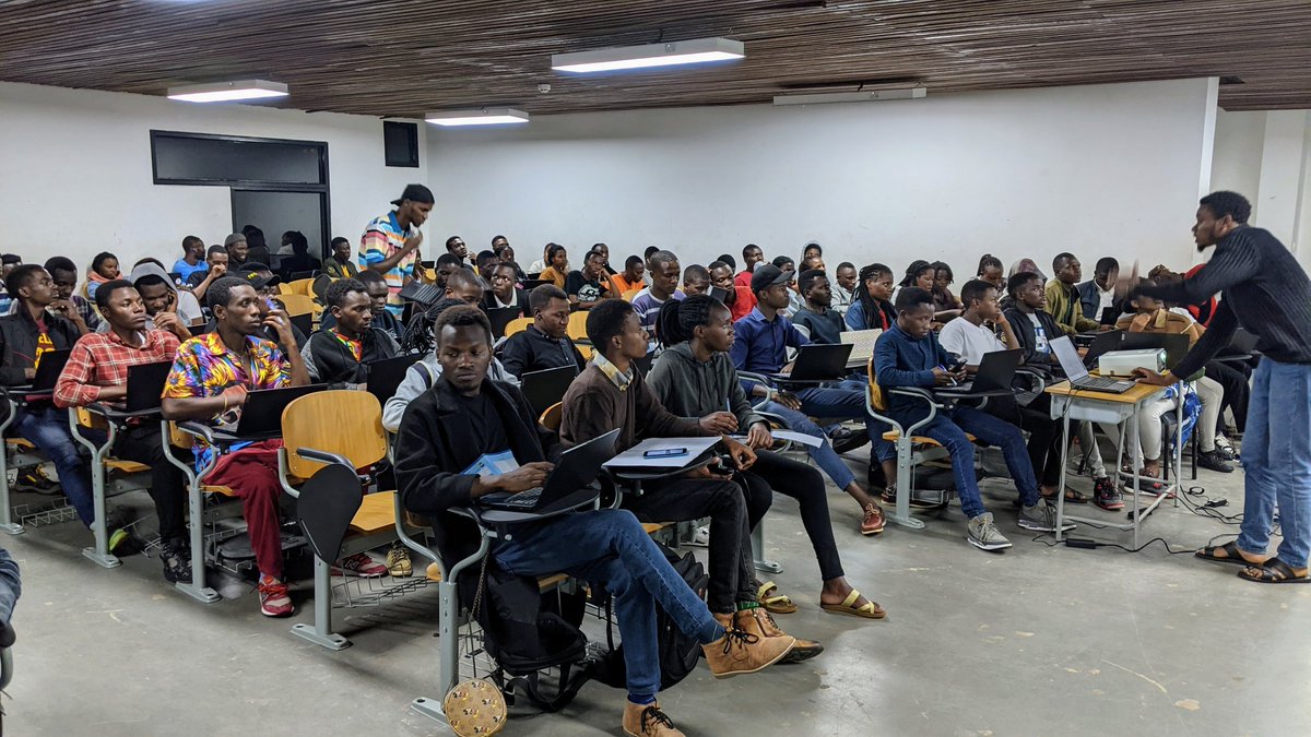 GeosarR's tweet image. Part 1 of our Image Classification training is a wrap!
Kudos to all our dedicated participants for an engaging session. Stay tuned for the thrilling Part 2 and more geospatial exploration ahead. Thanks for being a part of our journey! 🌍 #GEOSAR #ImageClassification #GIS