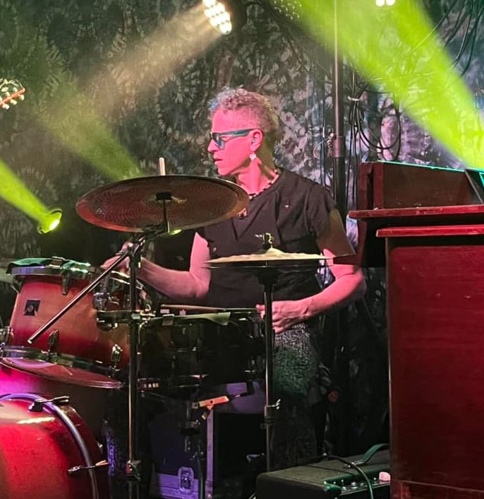 ThreeMusesNola's tweet photo. Bright light Sunday nights with guitarist Justin Donovan at 5pm + drummer Simon Lott at 8pm! π‘
.
.
.
#nolamusicians #threemusesnola #frenchmenstreet #neworleans https://t.co/JyeCKYQWZ3