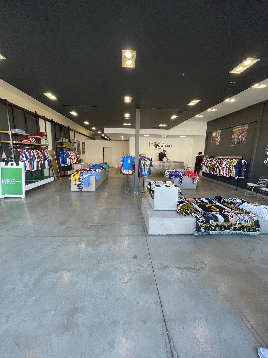 Classic Football Shirts tweet media