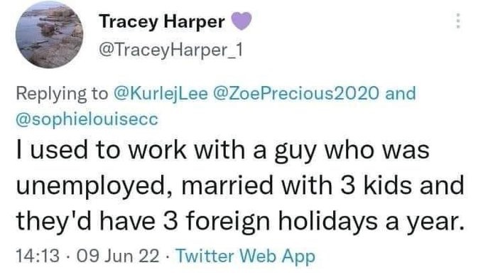 BladeoftheS's tweet photo. I used to work with a guy who was unemployed.  

When you didn’t plan your story very well. https://t.co/7si98jQzRf