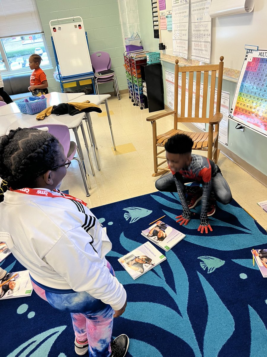 SterlingElemen1's tweet photo. ‼️Attention! Module 2 is underway in #3rdGrade‼️ These 🐯 kicked kicked off their new module with the Mystery Quote Protocol. They are ready for 🐸! @ELeducation @CharMeckSchools #sterlingpride🐯 #chinupcrownon👑 #studentengagement #ActitOut https://t.co/zD7WKw5s2Z
