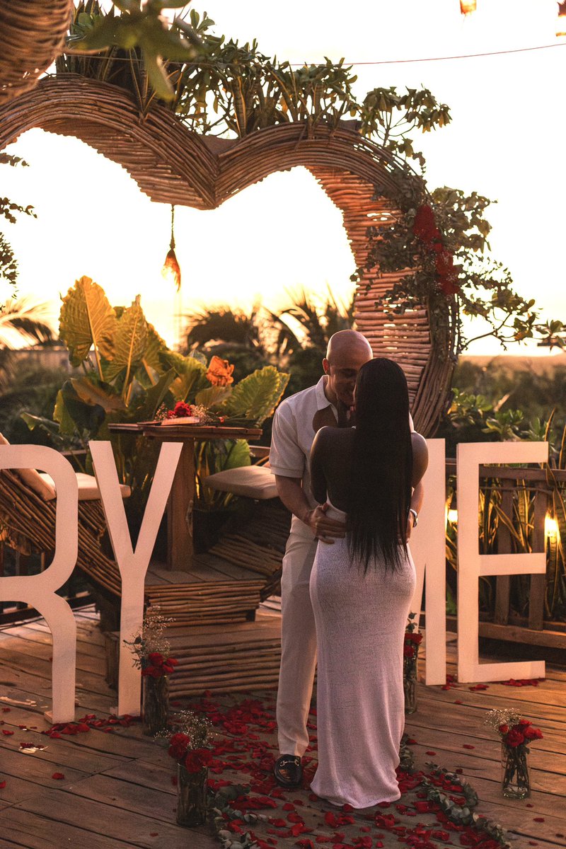 nabiaaaaa's tweet photo. Bia’s Prayer 🥹💍 https://t.co/igncV6E5Od
