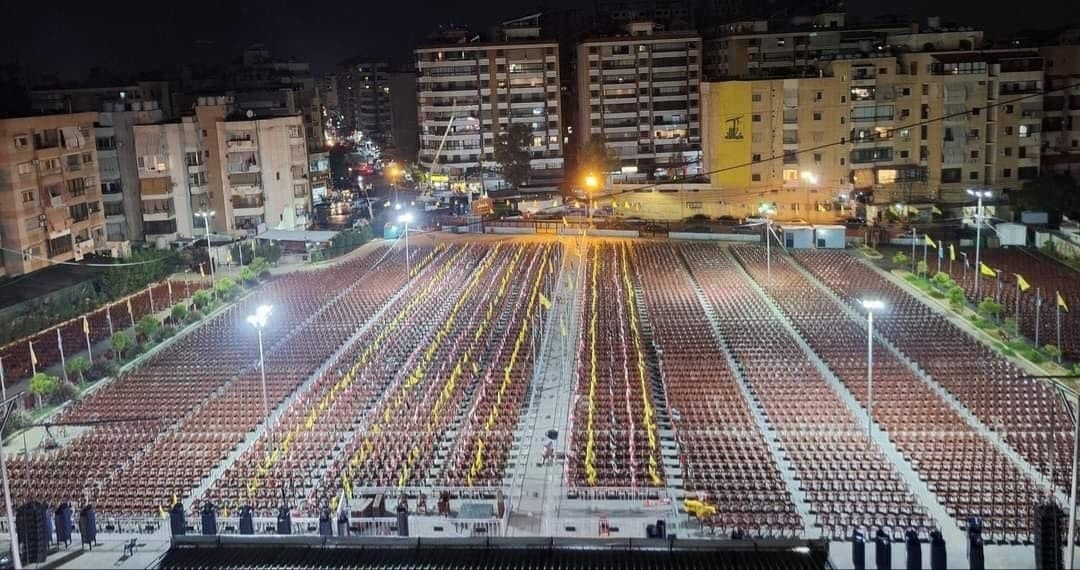 AOUNAlex1's tweet photo. 🇱🇧 La banlieue sud de #Beyrouth se prépare au discours de #Nasrallah demain à 15h. L'allocution du leader du #Hezbollah sera diffusée sur écran géant. https://t.co/yuDsidifPZ