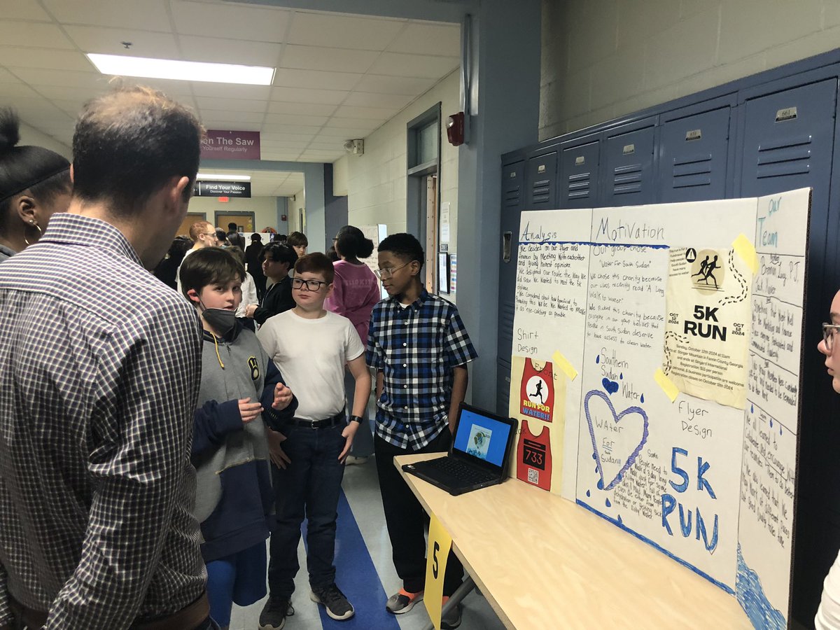 Mrs. Circle Putt tweet media