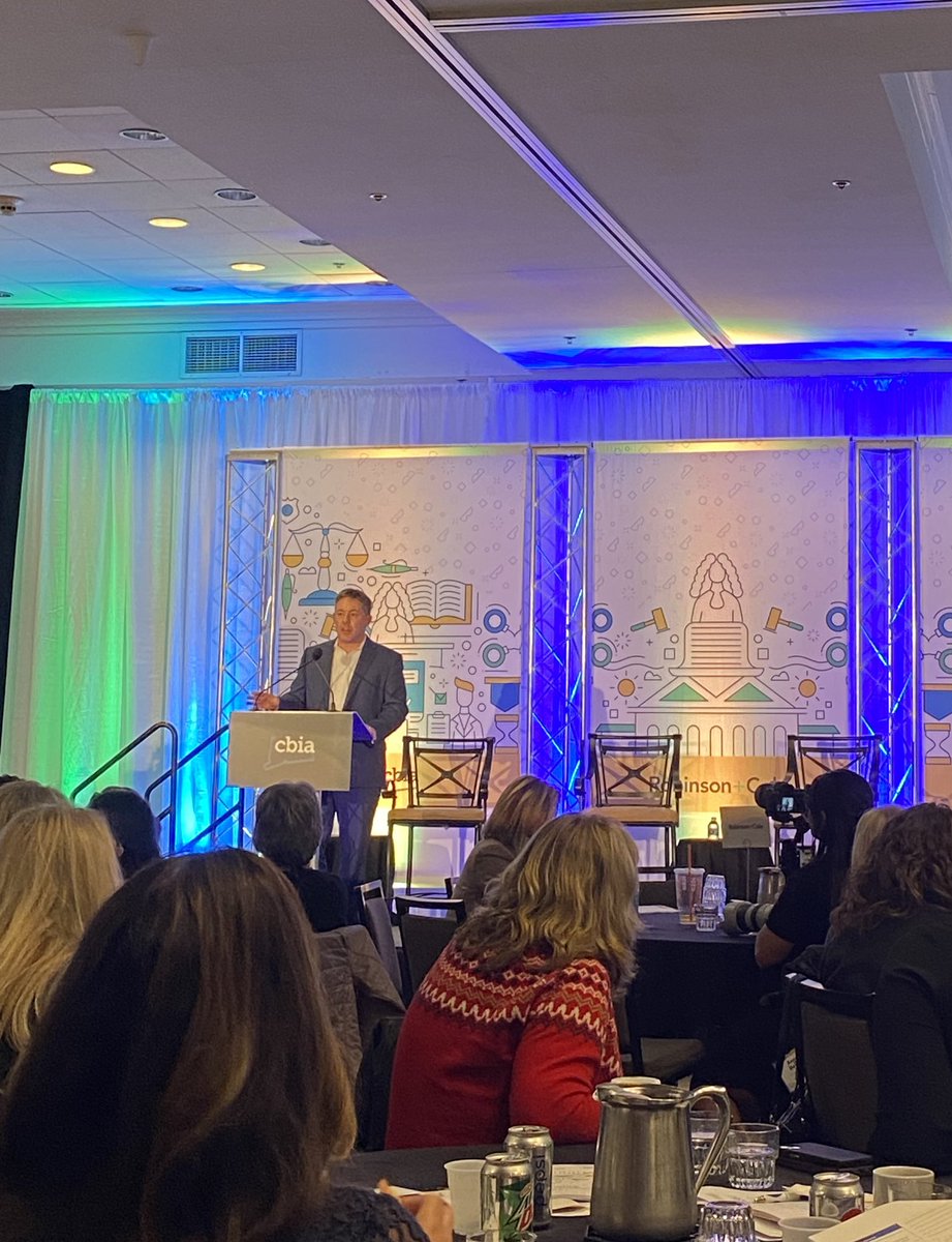 egjede's tweet photo. Great time providing a final legislative update to some of my favorite people at @CBIANews Employment Law Conference! https://t.co/xwIwWGmoFI