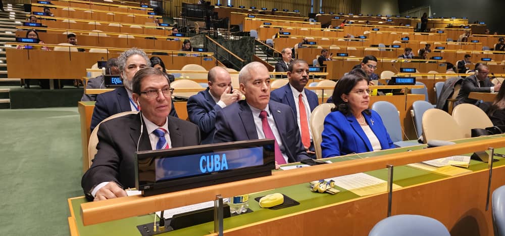 The resounding victory of #Cuba🇨🇺 at the United Nations General Assembly, achieved this November 2, 2023, evidences the overwhelming call of the international community to end the #GenocidalBlockade enforced by the United States. #UnblockCuba @CubaMINREX