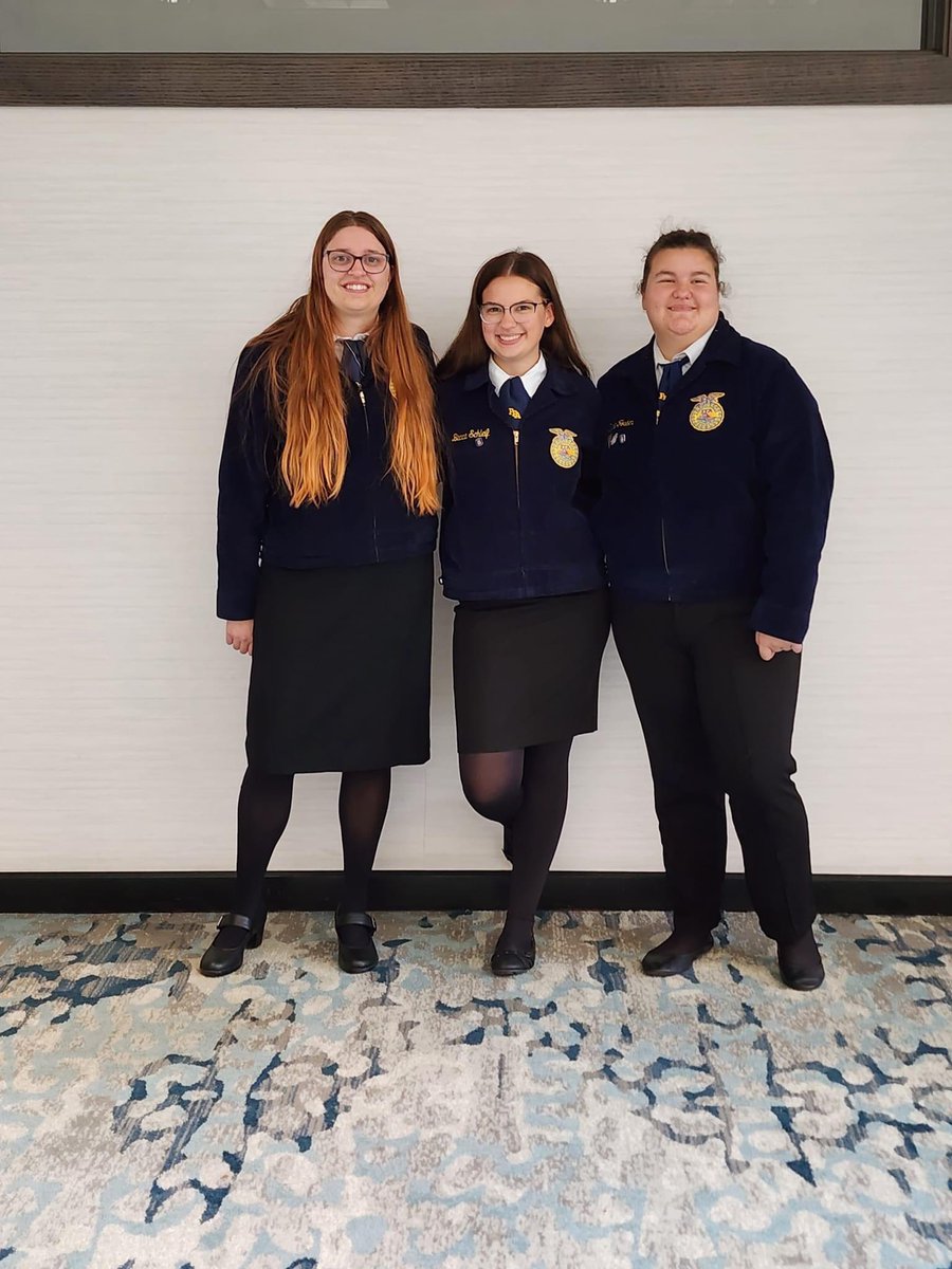BearsBands's tweet photo. These three Bear Band alumni are represent NATIONAL FFA! GO BEARS! https://t.co/Z9iLvHQcKn