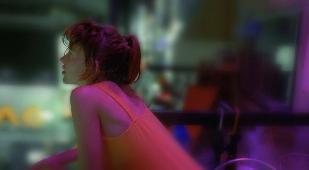 Lenscap's tweet photo. ‘Enter the Void’ (2009)
dir. Gaspar Noé
dp. Benoît Debie https://t.co/cg7NOdKw7V