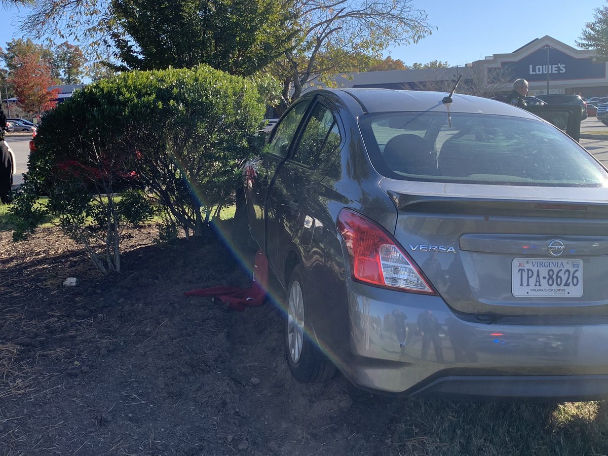 Officers are  currently working a stolen vehicle which attempted to elude officers and crashed  near Hull and Winterpock. The driver who was caught after a brief foot chase was wanted on several outstanding warrants out of other jurisdictions.<a href="/8NEWS/">8News WRIC Richmond</a> <a href="/NBC12/">NBC12 is now 12 On Your Side</a> <a href="/CBS6/">WTVR CBS 6 Richmond</a> <a href="/CCPDVa/">Chesterfield Police</a>